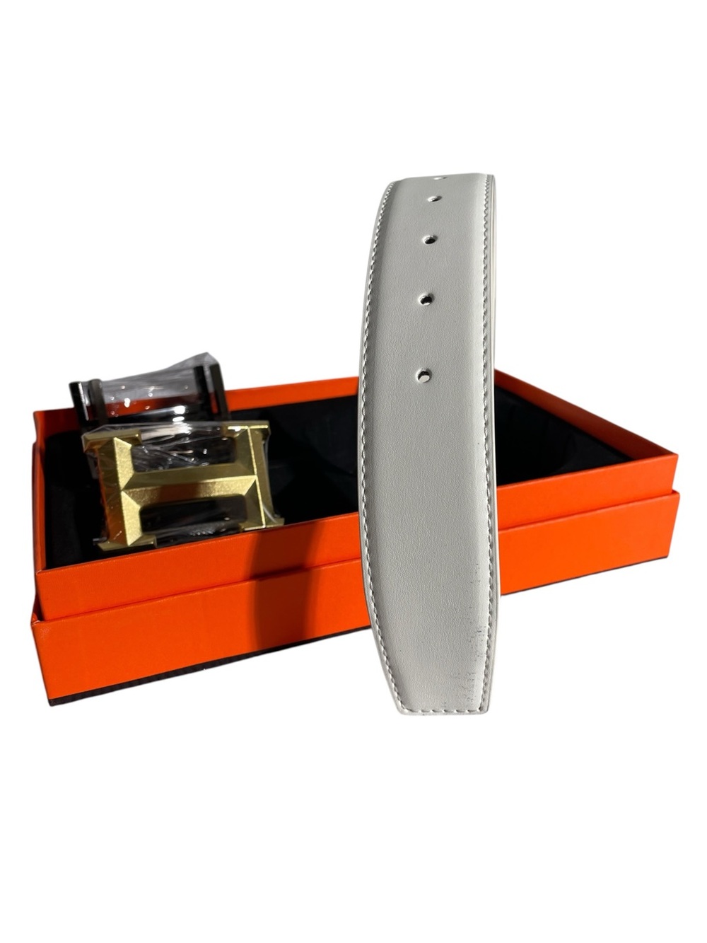 ππ»ββοΈ Menβs Reversible Belt Set ππ»ββοΈ - Picture 4 of 5